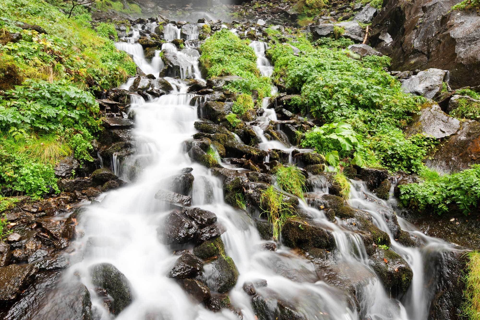 cascades10 stage photo nature